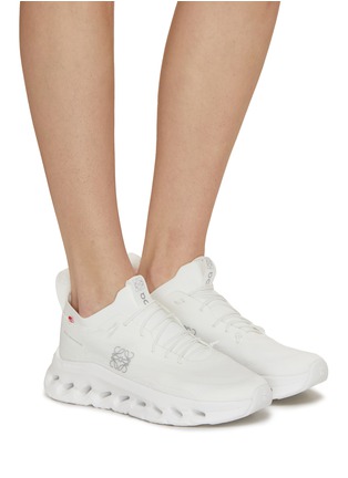 Figure View - Click To Enlarge - LOEWE - X On Cloudtilt Sneakers