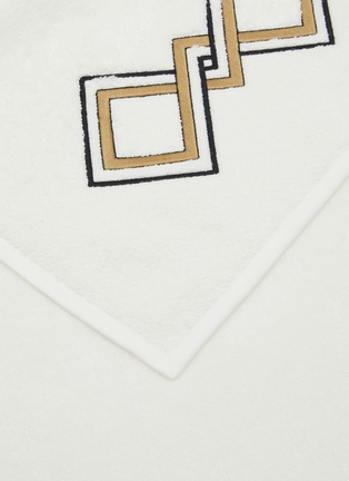 Detail View - Click To Enlarge - FRETTE - Twist Emboridered Guest Towel — Nero/Teak