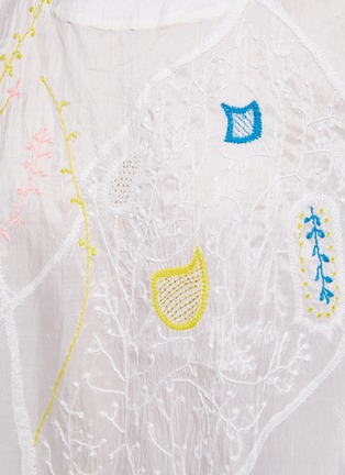  - INJIRI - Flower Embroidered Silk Top