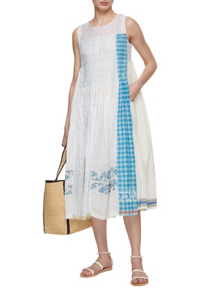 Figure View - Click To Enlarge - INJIRI - Chequered Panel Cotton Silk Dress