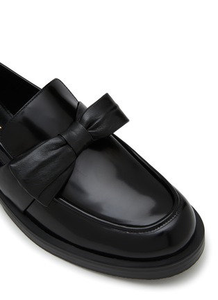 Detail View - Click To Enlarge - STUART WEITZMAN - Sofia Bold Leather Loafer