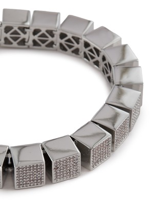 Detail View - Click To Enlarge - EDDIE BORGO - Pavé Cube Silver Toned Metal Bracelet