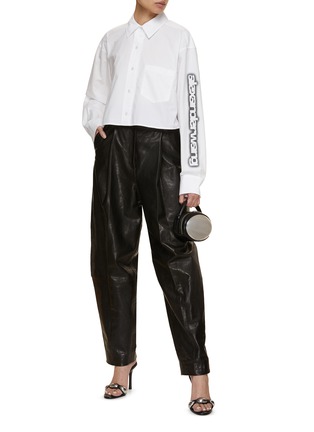 Figure View - Click To Enlarge - T BY ALEXANDER WANG - Halo Glow Logo Print Sleeve Cropped Shirt