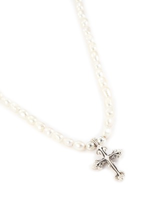 Detail View - Click To Enlarge - EMANUELE BICOCCHI - Small Avelli Freshwater Pearl Cross Necklace