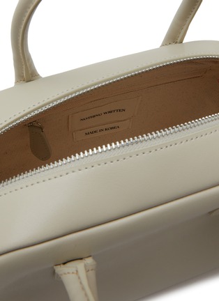 Detail View - Click To Enlarge - NOTHING WRITTEN - Small Top Handle Leather Bag