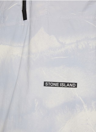  - STONE ISLAND - Luce Print Stand Collar Half Zip Shirt