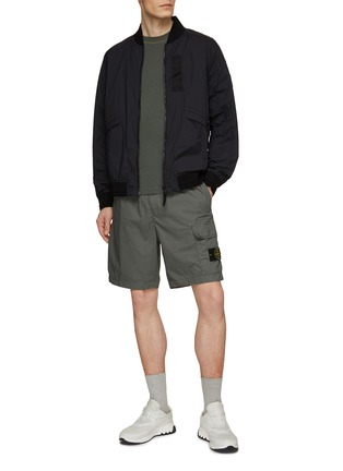 Figure View - Click To Enlarge - STONE ISLAND - Compass Patch Logo Dyed Fissato Crewneck T-Shirt