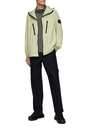 Figure View - Click To Enlarge - STONE ISLAND - Hooded Contrast Packable Jacket