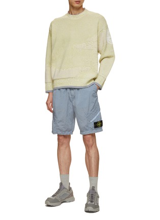 Figure View - Click To Enlarge - STONE ISLAND - Logo Embroidered Jacquard Knitted Sweater