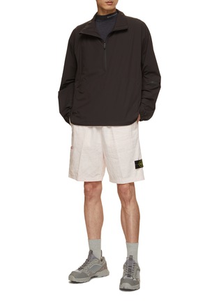 Figure View - Click To Enlarge - STONE ISLAND - Linen Blend Cargo Shorts