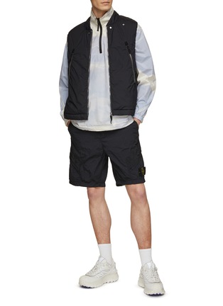 Figure View - Click To Enlarge - STONE ISLAND - Stellina Embroidered Star Concealed Hood Zip Vest