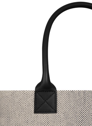 Detail View - Click To Enlarge - L/UNIFORM - The Carry-All Tote Bag N°96