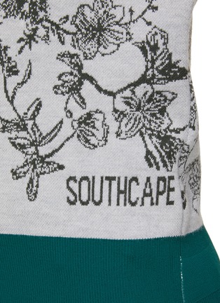  - SOUTHCAPE - Floral Jacquard Sweater