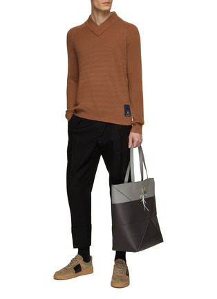 Figure View - Click To Enlarge - DREYDEN - Zig Zag Collar V-Neck Ribbed Sweater