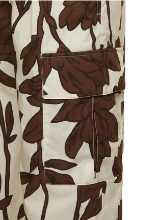  - BRUNELLO CUCINELLI - Floral Print Cotton Cargo Pants