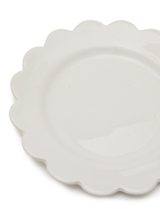 Detail View - Click To Enlarge - THE CONRAN SHOP - Scallop Side Plate — Off-white