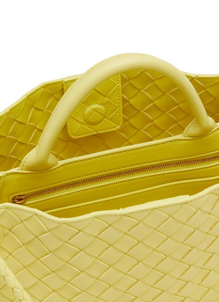 Detail View - Click To Enlarge - BOTTEGA VENETA - Small Andiamo Intrecciato Leather Bag