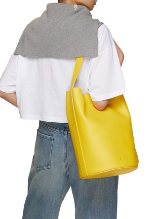 Figure View - Click To Enlarge - PB 0110 - AB 91.9 Large Belt Bucket Tote