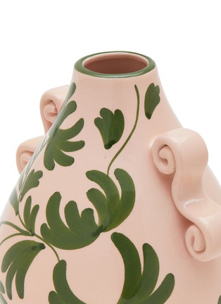 Detail View - Click To Enlarge - VAISSELLE - Too Hot to Handle Vase — Nude/Olive