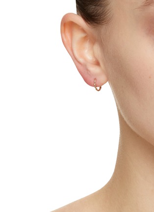 Figure View - Click To Enlarge - MÉTIER BY TOMFOOLERY - 9K Gold Twist Clicker Single Hoop Earring