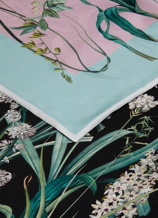 Detail View - Click To Enlarge - ST. PIECE - Vanessa Double Sided Silk Scarf
