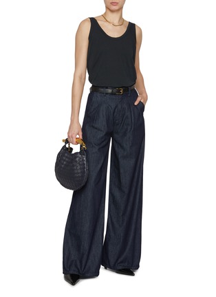 Figure View - Click To Enlarge - THE FRANKIE SHOP - Nolan Pleated Dark Washed Denim Jeans