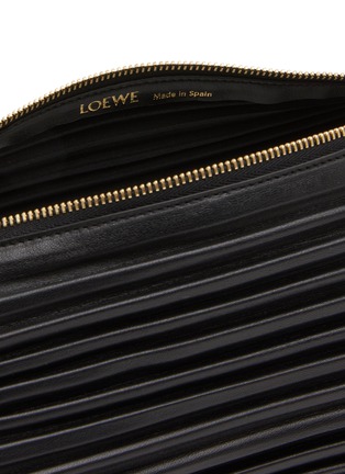 Detail View - Click To Enlarge - LOEWE - Bracelet Pouch Leather Bag
