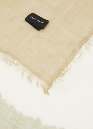 Detail View - Click To Enlarge - JANE CARR - Two-Tone Modal Cashmere Scarf