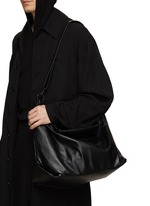 ✴︎新品✴︎JOSEMOON ORBIT BAG(BLACK) Liann Tote Bag Black - Vince Camuto