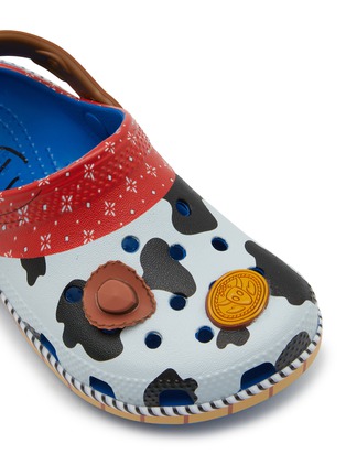 Detail View - Click To Enlarge - CROCS - Toy Story Classic Woody Toddlers Clog