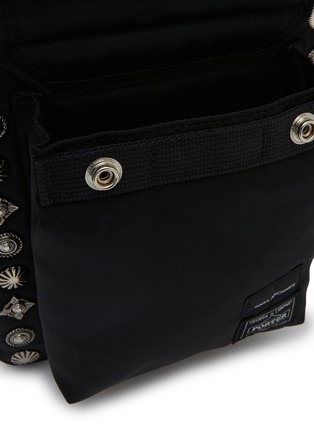 Detail View - Click To Enlarge - TOGA ARCHIVES X PORTER - Stud Embellished Crossbody Pouch