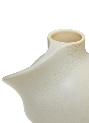 Detail View - Click To Enlarge - LOUISE ROE - Pirout Vase 01 — Vintage Glaze