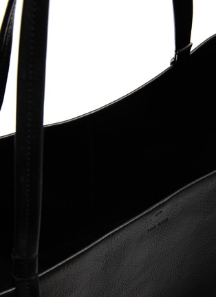 Detail View - Click To Enlarge - THE ROW - Extra Large Park Grained Leather Tote Bag
