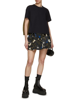 Figure View - Click To Enlarge - SACAI - Floral Print A-Line Shorts