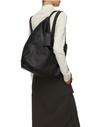 Front View - Click To Enlarge - MARSÈLL - Fanta Lunga Leather Shoulder Bag