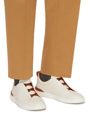 Figure View - Click To Enlarge - ERMENEGILDO ZEGNA - Triple Stitch Leather Low Top Sneakers