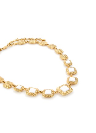 Detail View - Click To Enlarge - LANE CRAWFORD VINTAGE ACCESSORIES - Chanel Day Night Gold Toned Metal Quilted Necklace