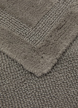 Detail View - Click To Enlarge - ABYSS - Super Pile Reversible Bath Mat — Atmosphere
