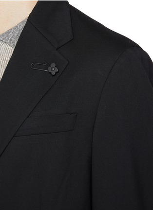 Detail View - Click To Enlarge - LARDINI - Notch Lapel Single Breasted Suit