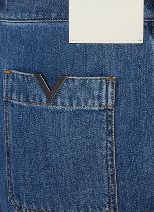  - VALENTINO GARAVANI - V Back Pocket Medium Wash Denim Shorts
