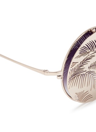 Detail View - Click To Enlarge - MATTHEW WILLIAMSON - Leaf cutout flip cover metal round sunglasses