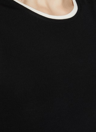  - THEORY - Contrast Trim Wool Knit Top