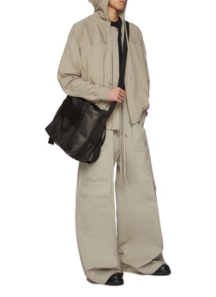 Figure View - Click To Enlarge - RICK OWENS  - Elasticated Drawstring Zip Fly Cotton Blend Cargo Pants