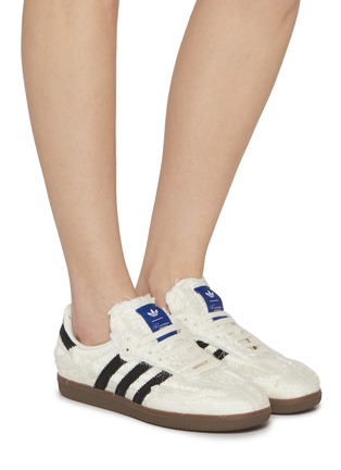 Figure View - Click To Enlarge - ADIDAS - x Caroline Hu Samba OG Leather Sneakers