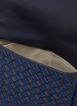 Detail View - Click To Enlarge - BOTTEGA VENETA - Large Cobble Intrecciato Leather Denim Messenger