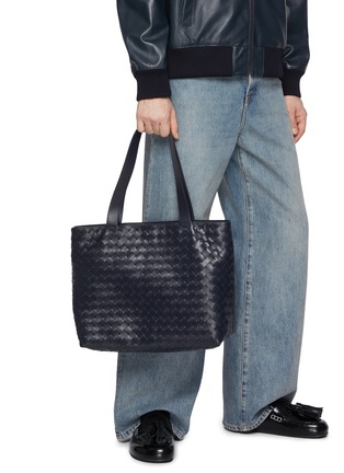 Figure View - Click To Enlarge - BOTTEGA VENETA - Small Avenue Intrecciato Leather Tote Bag