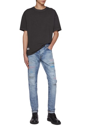 Figure View - Click To Enlarge - WASHI - Colour Stitch Detail Jeans