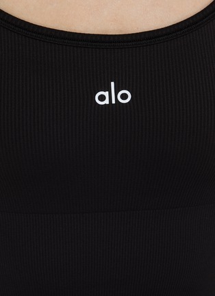  - ALO YOGA - Seamless Ribbed Favorite Bra