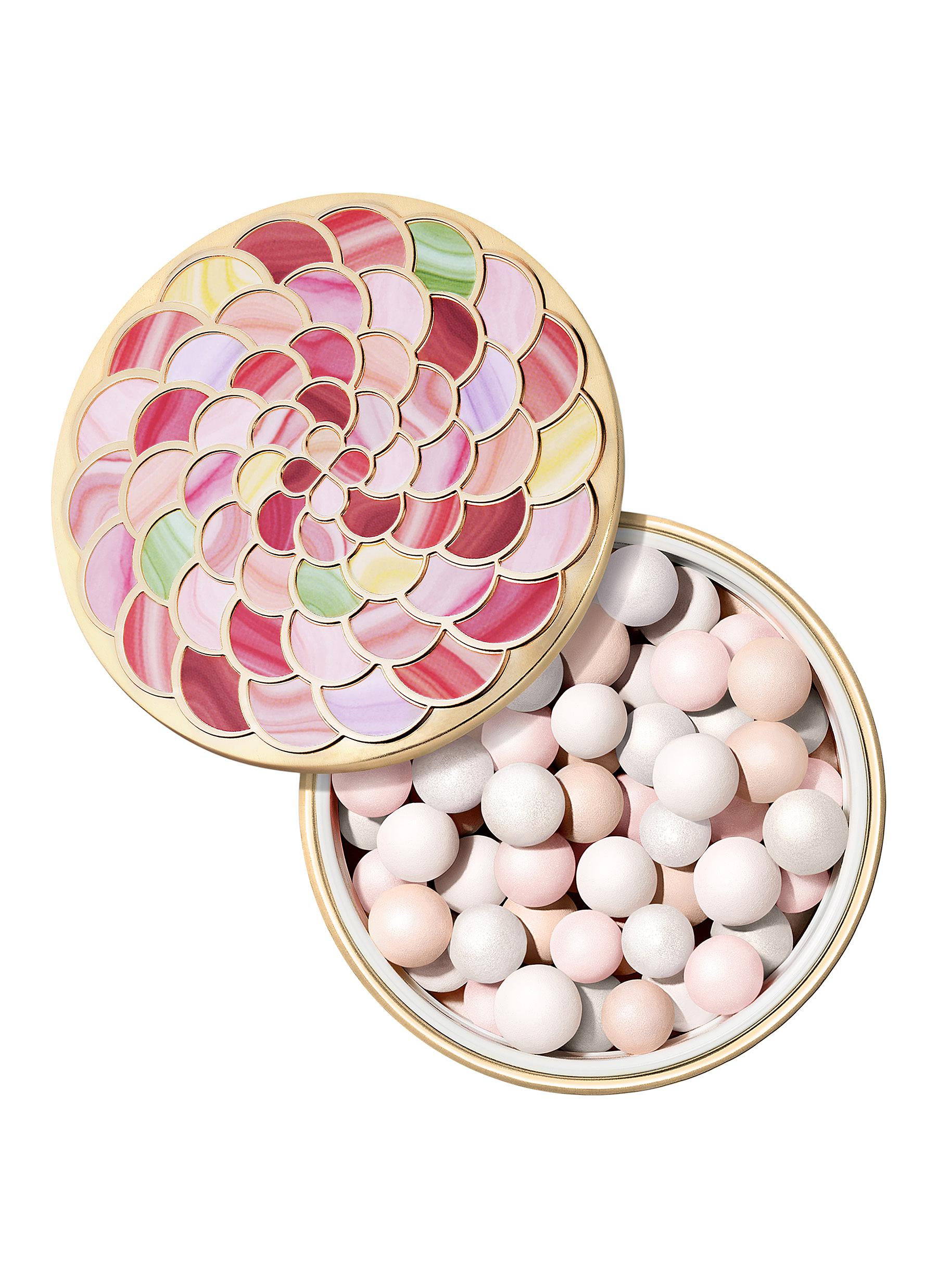 GUERLAIN | Météorites Light-Revealing Pearls of Powder — 01 Pearly
