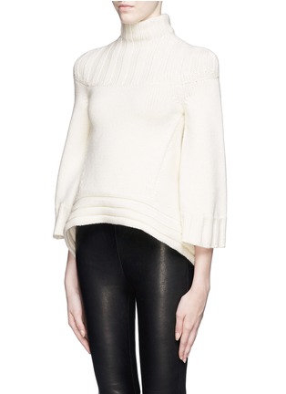 Front View - Click To Enlarge - ALEXANDER MCQUEEN - Flare back chunky turtleneck sweater